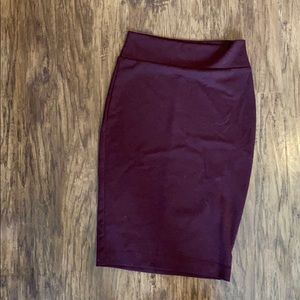 Forever 21 small maroon pencil skirt